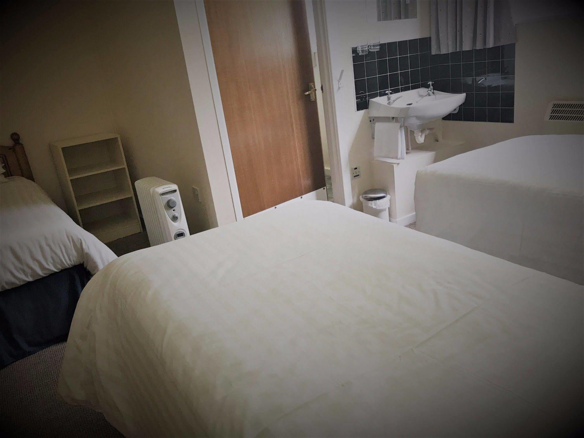 Carrybridge Lakeside Lodge 에니스킬런 외부 사진